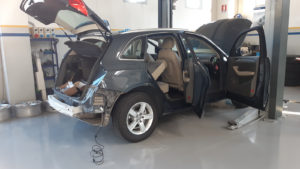 Installazione Sensori Parcheggio Anteriori Posteriori Q5