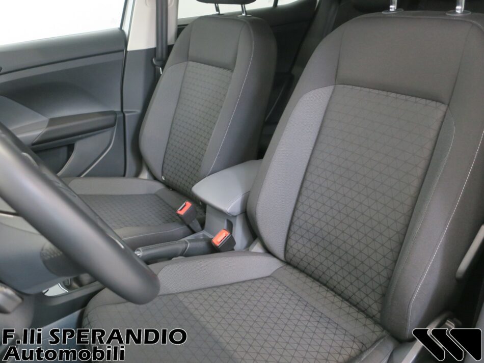 VOLKSWAGEN T-CROSS 1.0TSI STYLE 95CV-Array