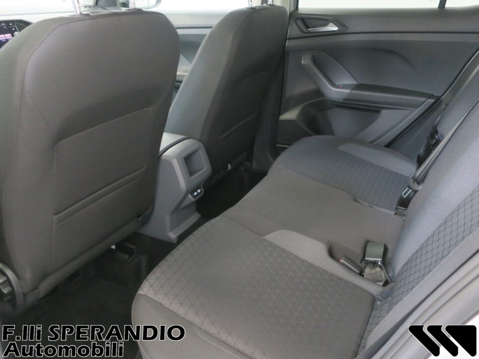 VOLKSWAGEN T-CROSS 1.0TSI STYLE 95CV-Array