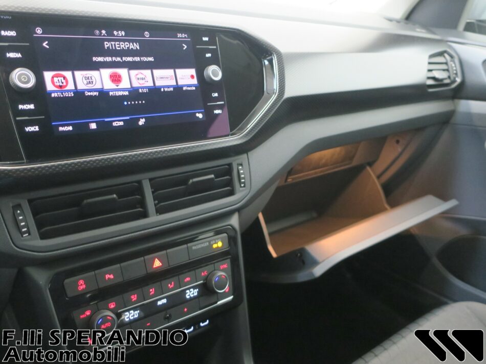 VOLKSWAGEN T-CROSS 1.0TSI STYLE 95CV-Array