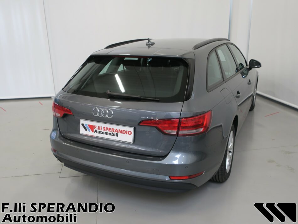 AUDI A4 AVANT 2.0TDI BUSINESS S-TRONIC 150CV-Array