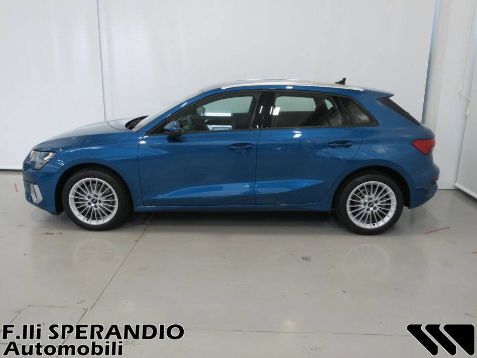 AUDI A3 SPORTBACK 30TFSI BUSINESS ADVANCED 110CV-Array